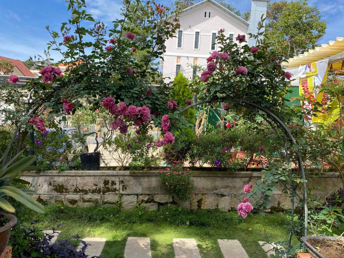 Homestay Khu Vuon Hoang Gia Đà Lạt Exterior foto