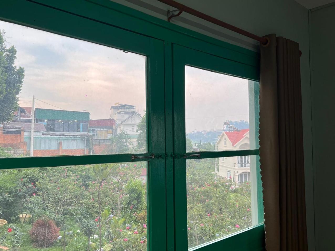 Homestay Khu Vuon Hoang Gia Đà Lạt Exterior foto